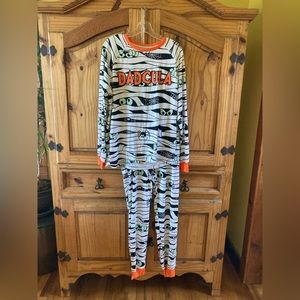 Men Celebrate Halloween black white DADCULA mummy 2 piece pajamas size M